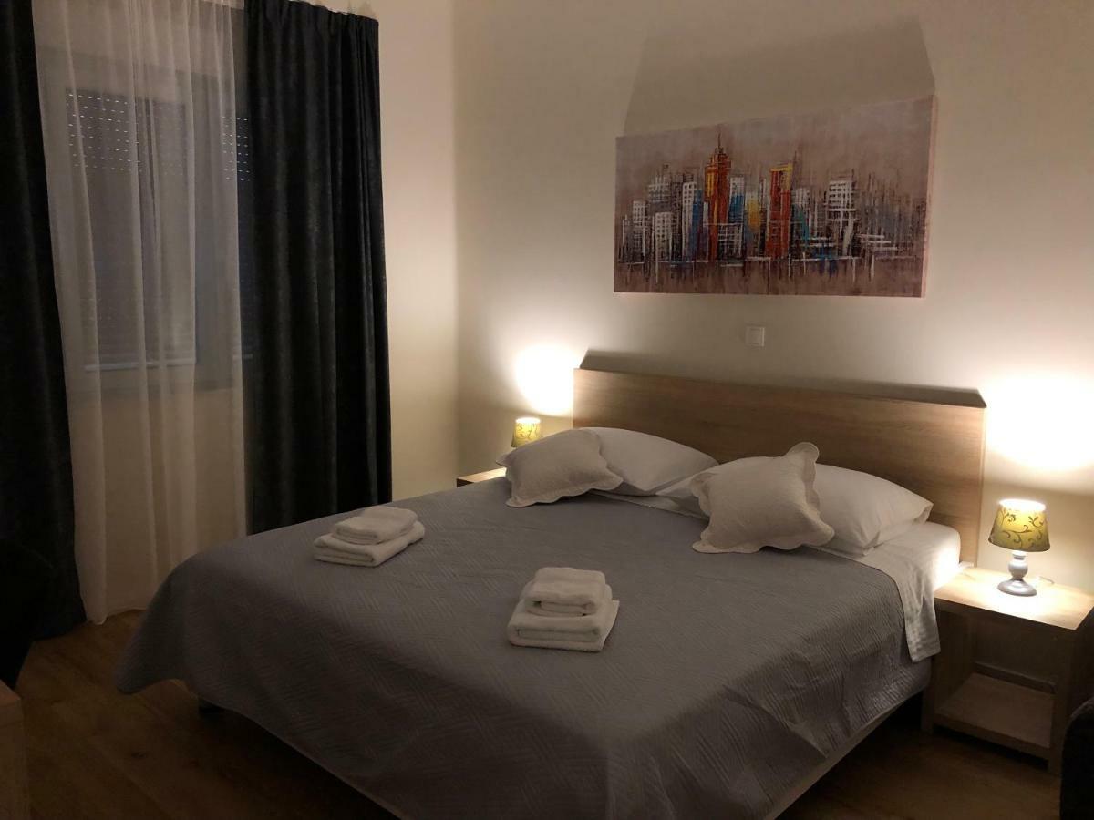 Tempus Apartment สปลิท ภายนอก รูปภาพ