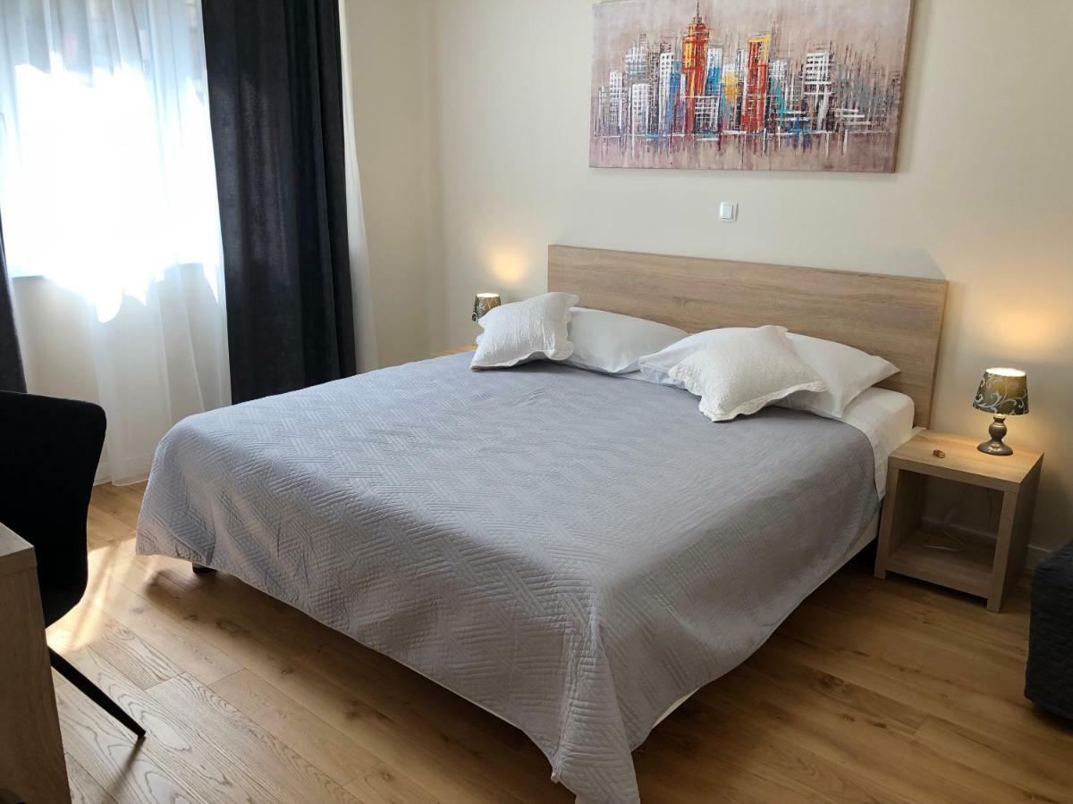 Tempus Apartment สปลิท ภายนอก รูปภาพ